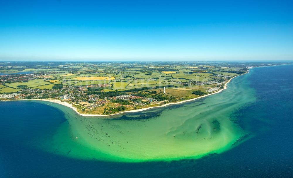 Luftbild Neustadt in Holstein - Küsten- Landschaft am Sandstrand der Ostsee-Küste in Neustadt in Holstein im Bundesland Schleswig-Holstein