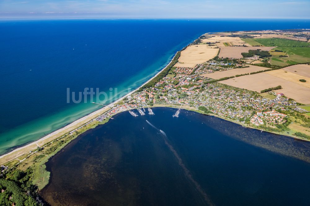 Luftaufnahme Rerik - Küsten- Landschaft am Sandstrand der Ostsee in Rerik im Bundesland Mecklenburg-Vorpommern, Deutschland