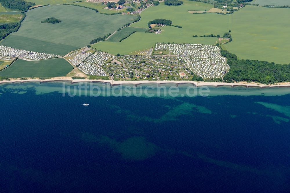 Schashagen von oben - Küsten- Landschaft am Sandstrand der Ostsee in Schashagen im Bundesland Schleswig-Holstein