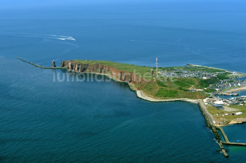 Luftbild Helgoland - Küsten- Landschaft der Steilküste der Insel Helgoland in der Nordsee im Bundesland Schleswig-Holstein