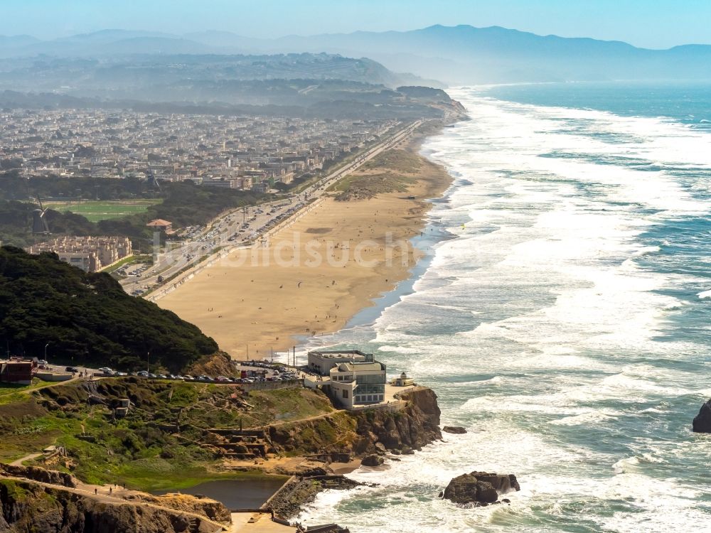 Luftbild San Francisco - Küsten- Landschaft an der Steilküste der South Bay in San Francisco in Kalifornien, USA