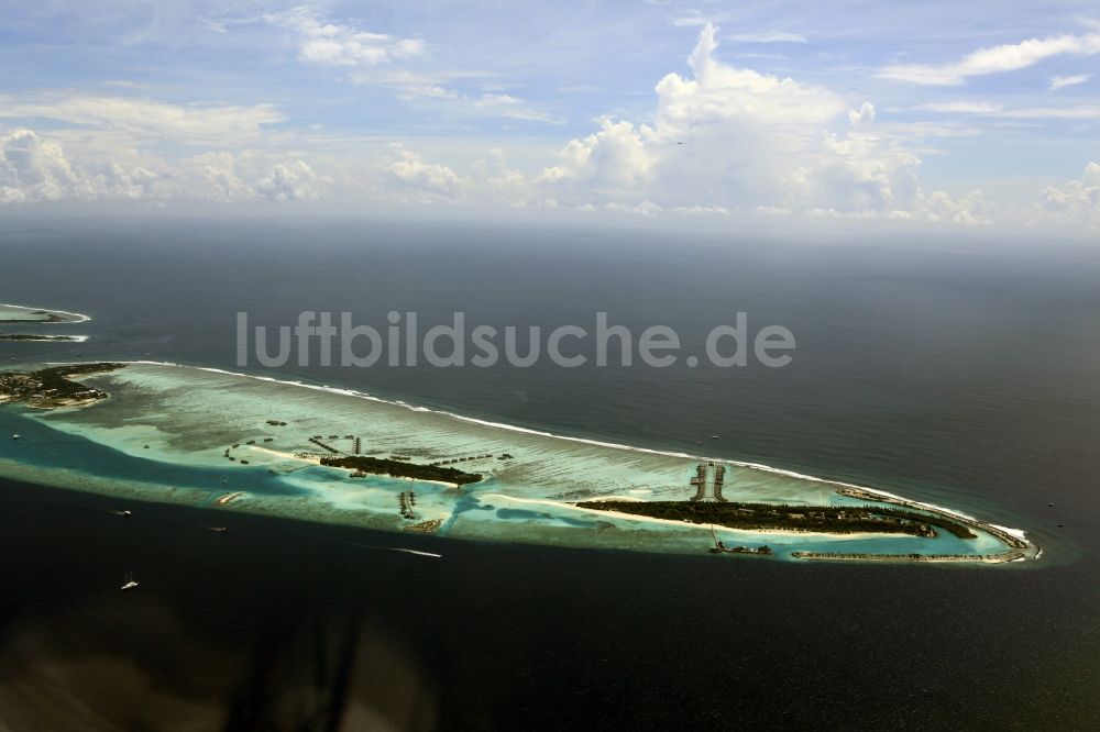 Dharanboodhoo von oben - Küstenbereich Indischer Ozean - Insel in Dharanboodhoo in Central Province, Malediven