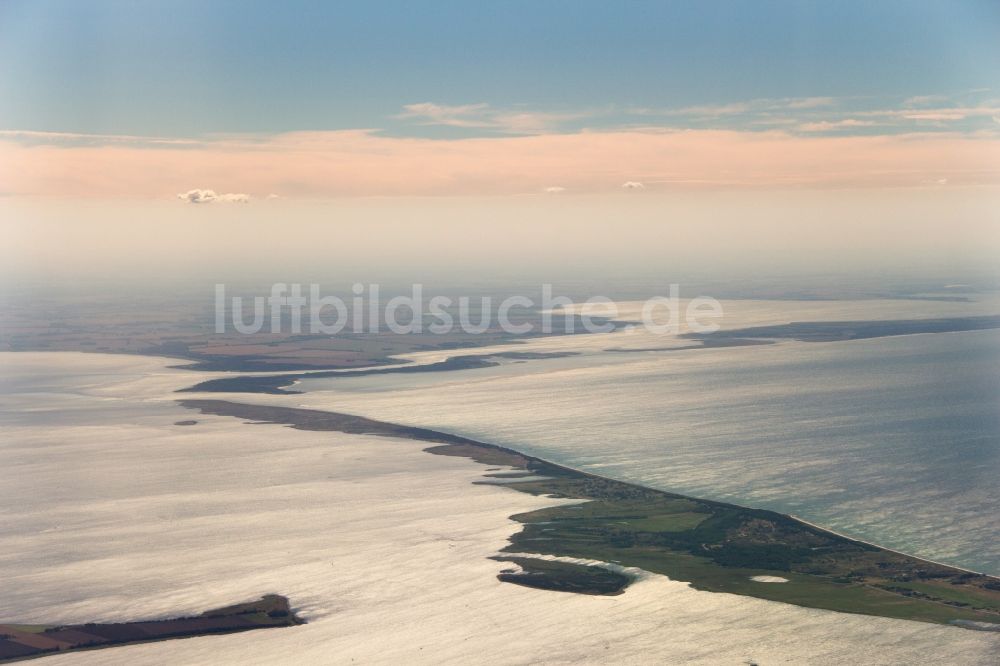 Luftbild Insel Hiddensee - Küstenbereich der Insel Hiddensee im Bundesland Mecklenburg-Vorpommern