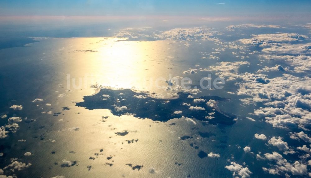 Luftaufnahme Jersey - Küstenbereich der Insel Jersey im Ärmelkanal - English Channel in Europa