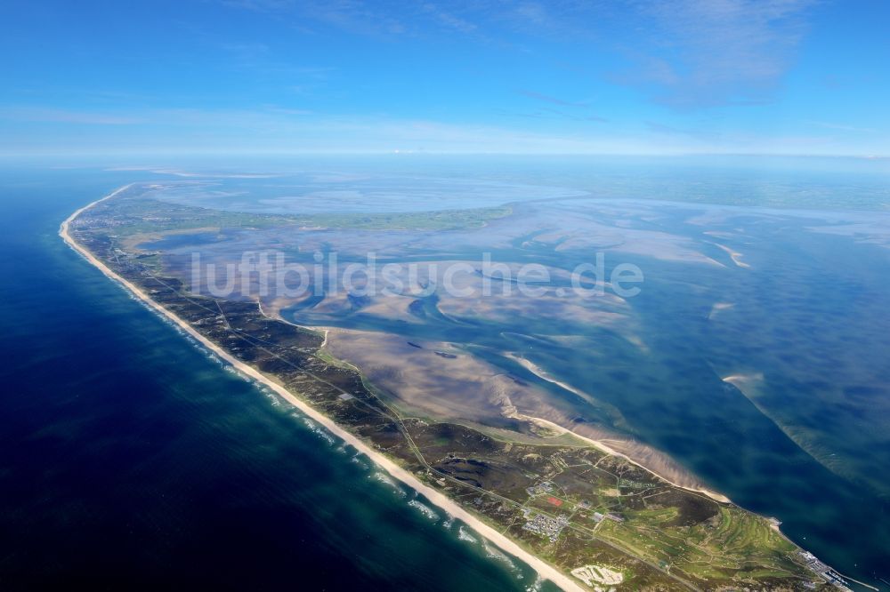 List aus der Vogelperspektive: Küstenbereich der Insel Sylt an der Nord - Insel in List im Bundesland Schleswig-Holstein