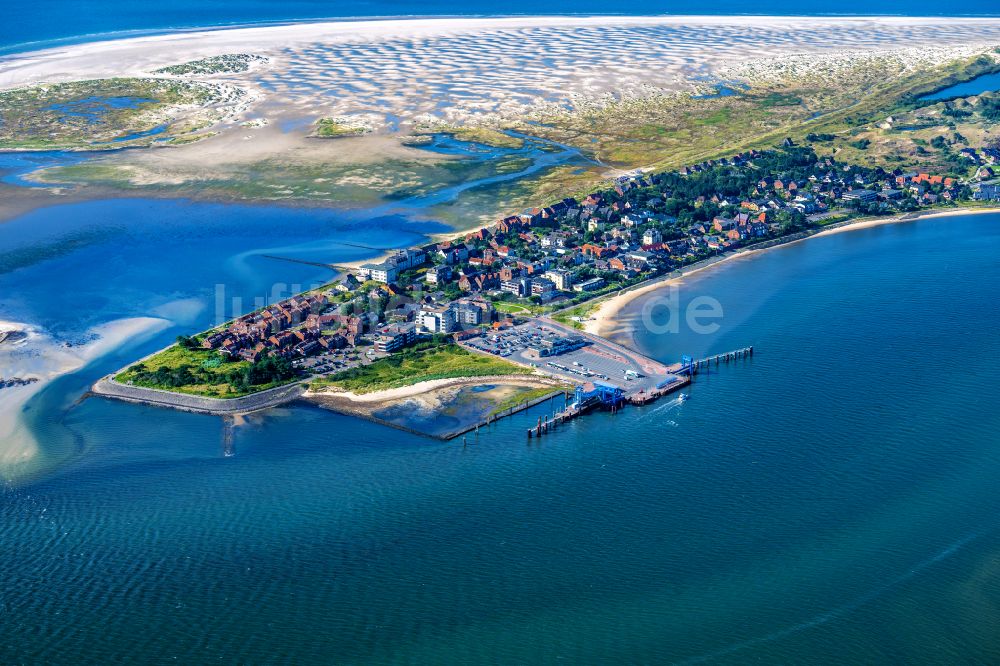 Wittdün auf Amrum aus der Vogelperspektive: Küstenbereich der Nordsee - Insel Amrum im Bundesland Schleswig-Holstein