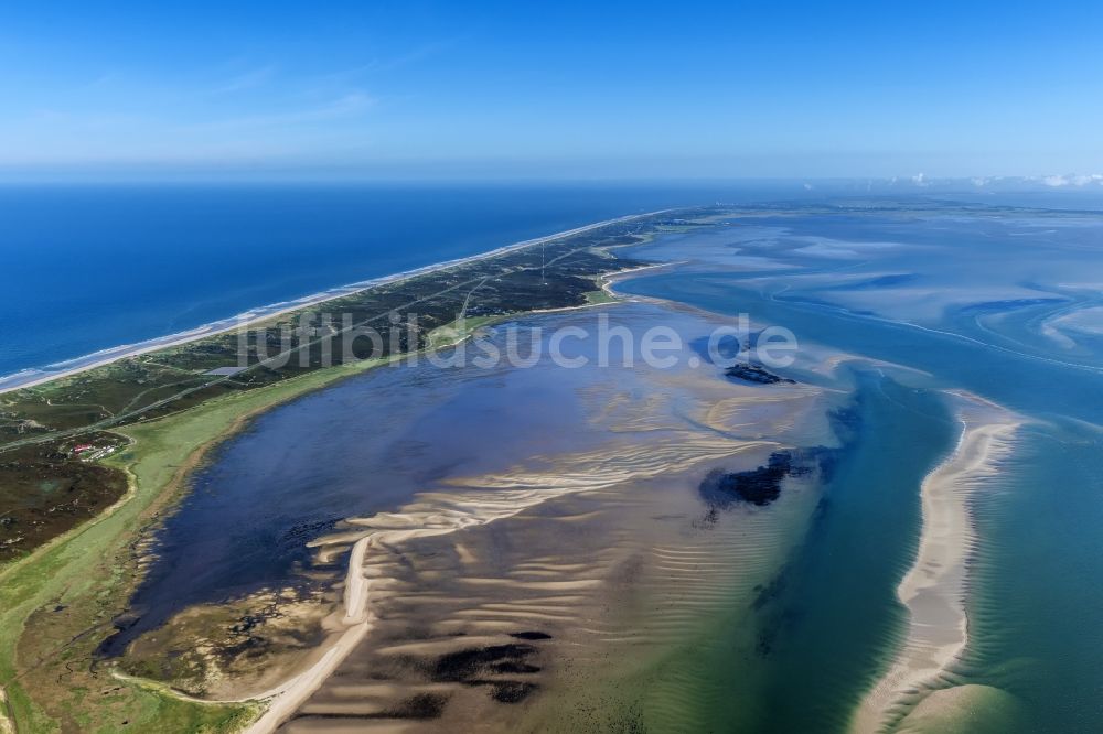 Hörnum (Sylt) aus der Vogelperspektive: Küstenbereich der Nordsee - Insel in Hörnum ( Sylt ) im Bundesland Schleswig-Holstein