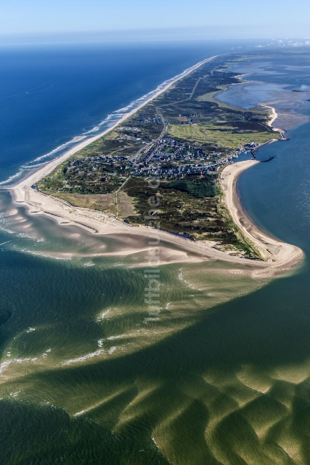 Hörnum (Sylt) aus der Vogelperspektive: Küstenbereich der Nordsee - Insel in Hörnum ( Sylt ) im Bundesland Schleswig-Holstein