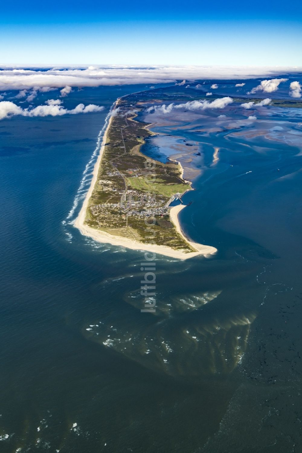 Luftaufnahme Hörnum (Sylt) - Küstenbereich der Nordsee - Insel in Hörnum ( Sylt ) im Bundesland Schleswig-Holstein