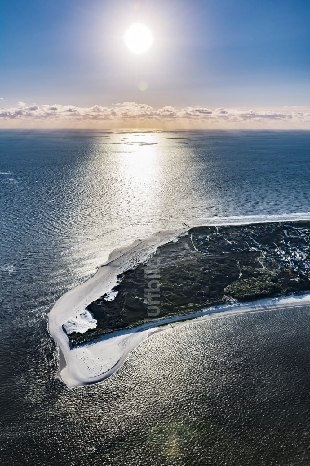 Luftbild Hörnum (Sylt) - Küstenbereich der Nordsee - Insel in Hörnum ( Sylt ) im Bundesland Schleswig-Holstein