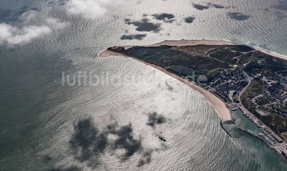 Luftaufnahme Hörnum (Sylt) - Küstenbereich der Nordsee - Insel in Hörnum ( Sylt ) im Bundesland Schleswig-Holstein