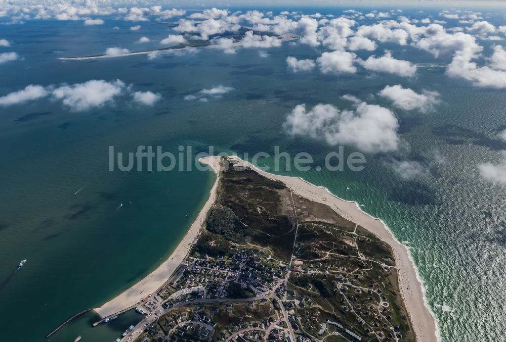 Luftaufnahme Hörnum (Sylt) - Küstenbereich der Nordsee - Insel in Hörnum ( Sylt ) im Bundesland Schleswig-Holstein