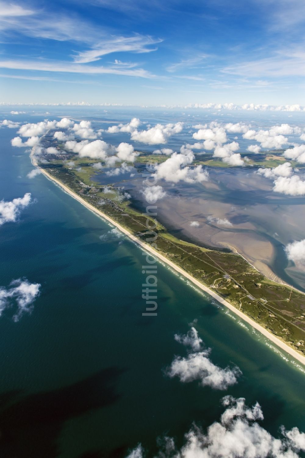 Sylt aus der Vogelperspektive: Küstenbereich der Nordsee - Insel im Ortsteil Rantum (Sylt) in Sylt im Bundesland Schleswig-Holstein