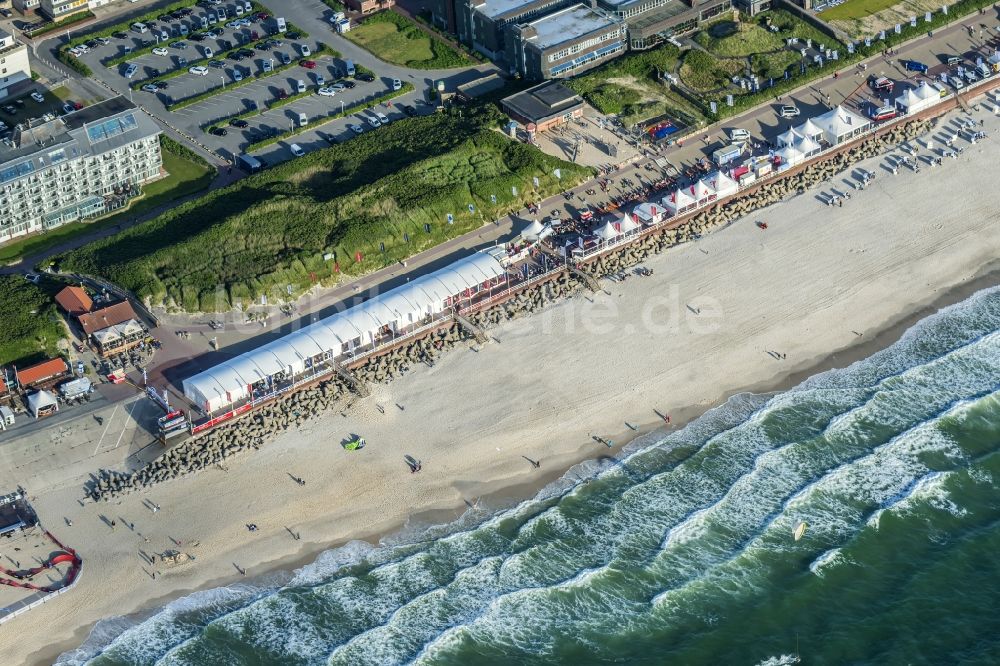 Sylt aus der Vogelperspektive: Küstenbereich der Nordsee - Insel im Ortsteil Westerland in Sylt im Bundesland Schleswig-Holstein