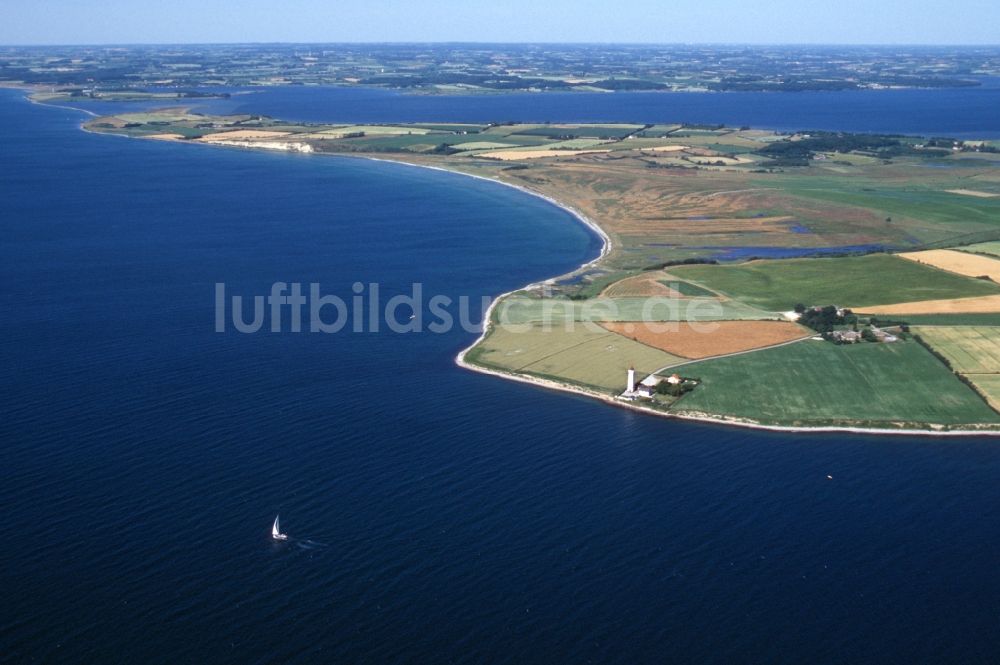 Ebberup von oben - Küstenbereich der Ostseeinsel Helnaes - Insel in Ebberup in Region Syddanmark, Dänemark