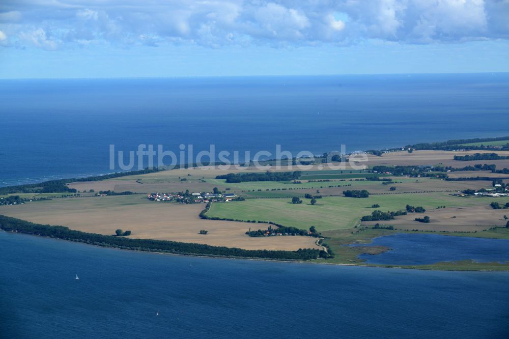 Insel Poel aus der Vogelperspektive: Küstenbereich der Poel - Insel in Insel Poel im Bundesland Mecklenburg-Vorpommern