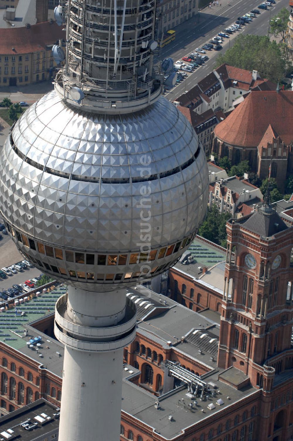 Luftbild Berlin - Kugel des Berliner Fernsehturm