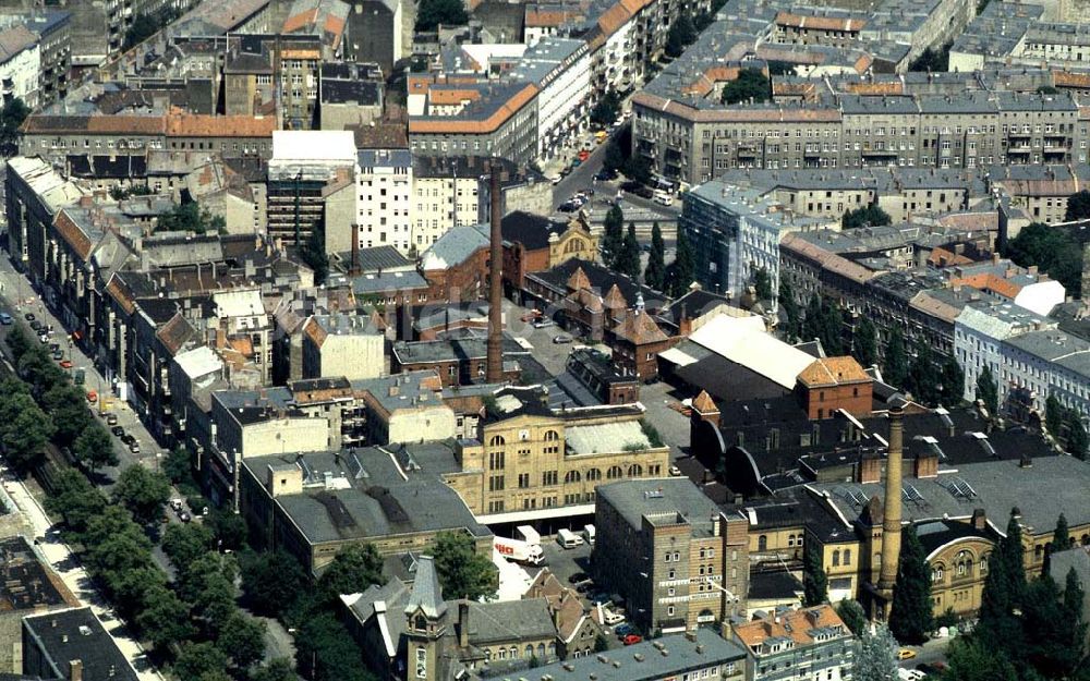 Luftaufnahme Berlin Prenzlauer-Berg - Kulturbrauerei im Prenzlauer Berg an der Schönhauser Allee