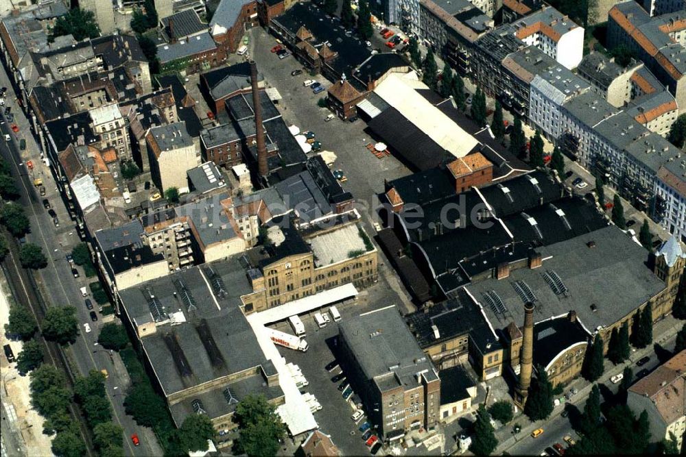 Luftaufnahme Berlin Prenzlauer-Berg - Kulturbrauerei im Prenzlauer Berg an der Schönhauser Allee