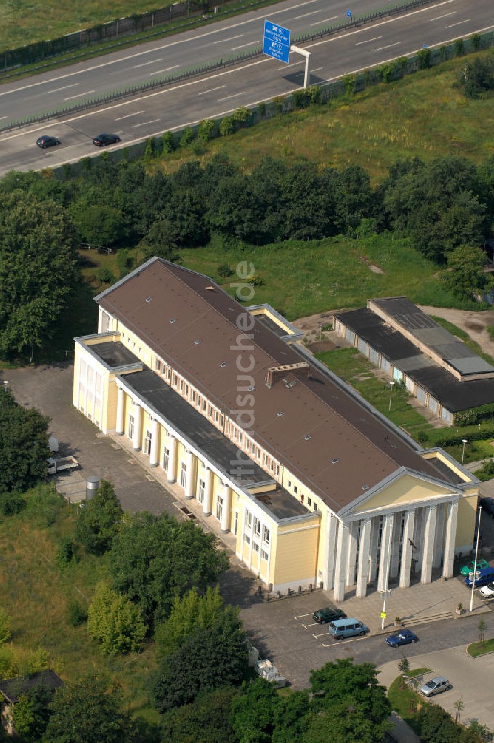 Luftbild Rüdersdorf - Kulturhaus Rüdersdorf