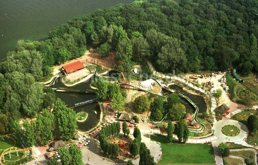 Luftaufnahme Berlin - Kulturpark Plänterwald