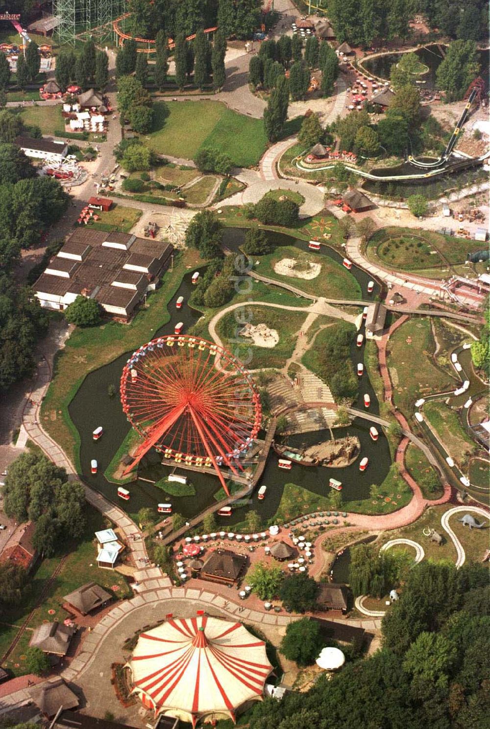 Luftbild Berlin - Kulturpark Plänterwald