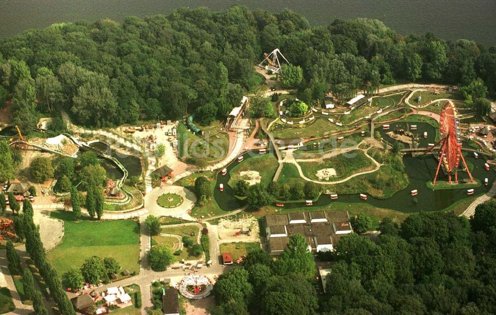 Berlin aus der Vogelperspektive: Kulturpark im Plänterwald