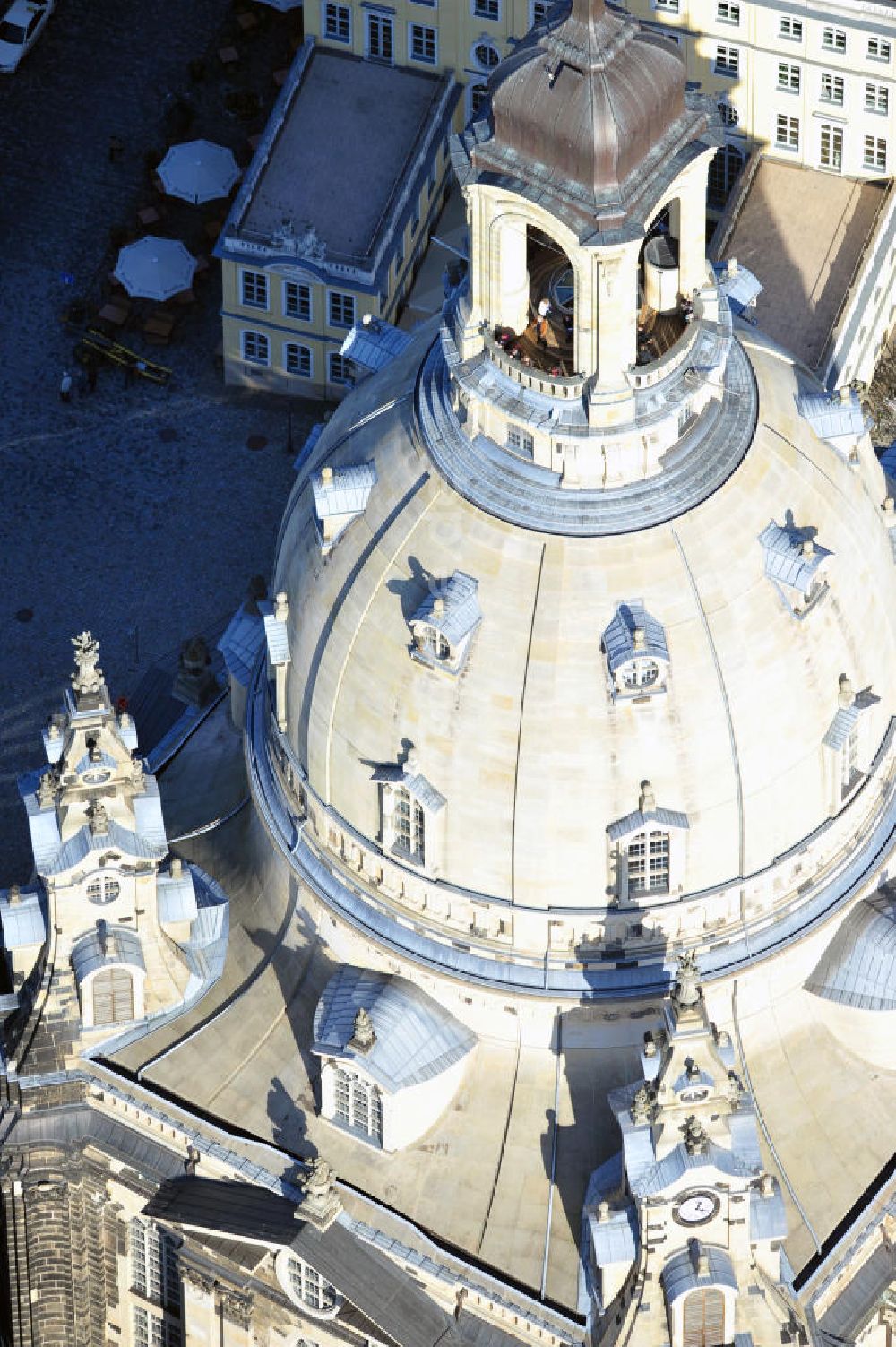 Luftbild Dresden - Kuppel der Dresdner Frauenkirche auf dem Neumarkt in Dresden