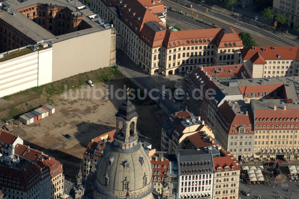 Dresden aus der Vogelperspektive: Kuppel der Frauenkirche und Quartier III in Dresden