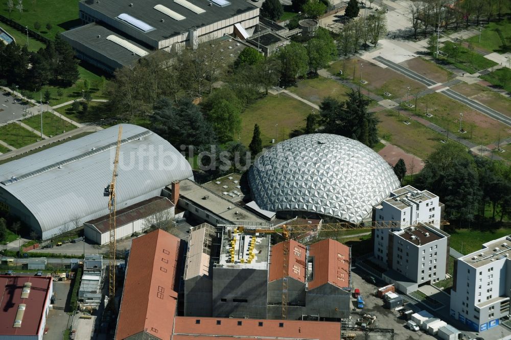 Luftbild Saint-Etienne - Kuppelbau Salle omnisports Parc François Mitterrand an der Rue Raymond Sommet, Boulevard Jules Janin in Saint-Etienne in Auvergne Rhone-Alpes, Frankreich