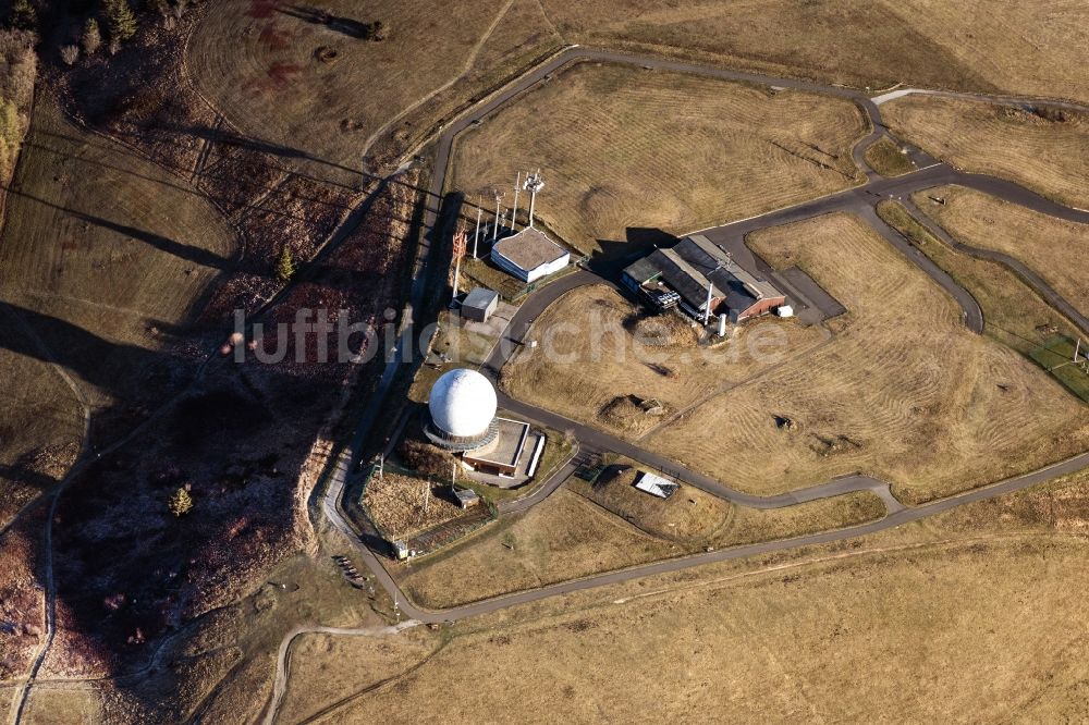 Gersfeld (Rhön) von oben - Kuppelbau der Wasserkuppe Röhn in Gersfeld (Rhön) im Bundesland Hessen, Deutschland