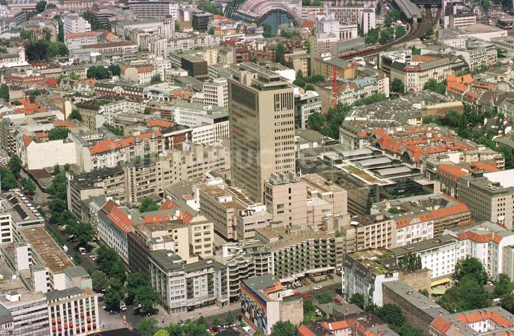 Luftaufnahme Berlin - Charlottenburg - Kurfürstendamm - Karree in Charlottenburg.