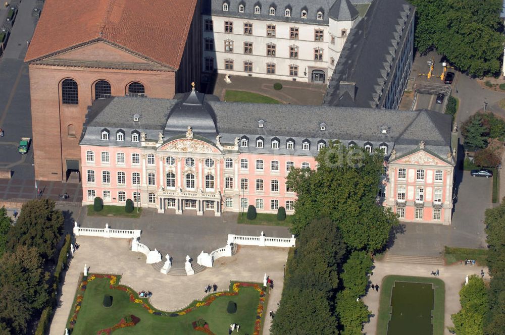 TRIER von oben - Kurfürstliche Palais in der Stadt Trier