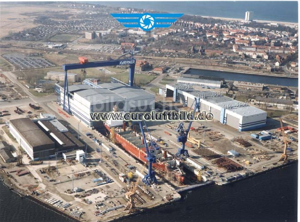 Luftaufnahme Rostock /Mecklenburg-Vorpommern - KVAERNER - Werft in Rostock.