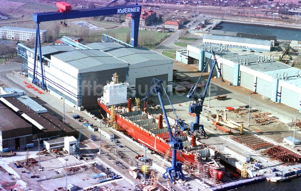 Rostock / MV aus der Vogelperspektive: KVAERNER-Werft in Rostock.