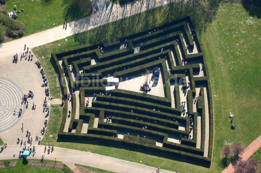 Luftaufnahme Berlin - Labyrinth im Erholungspark Marzahn