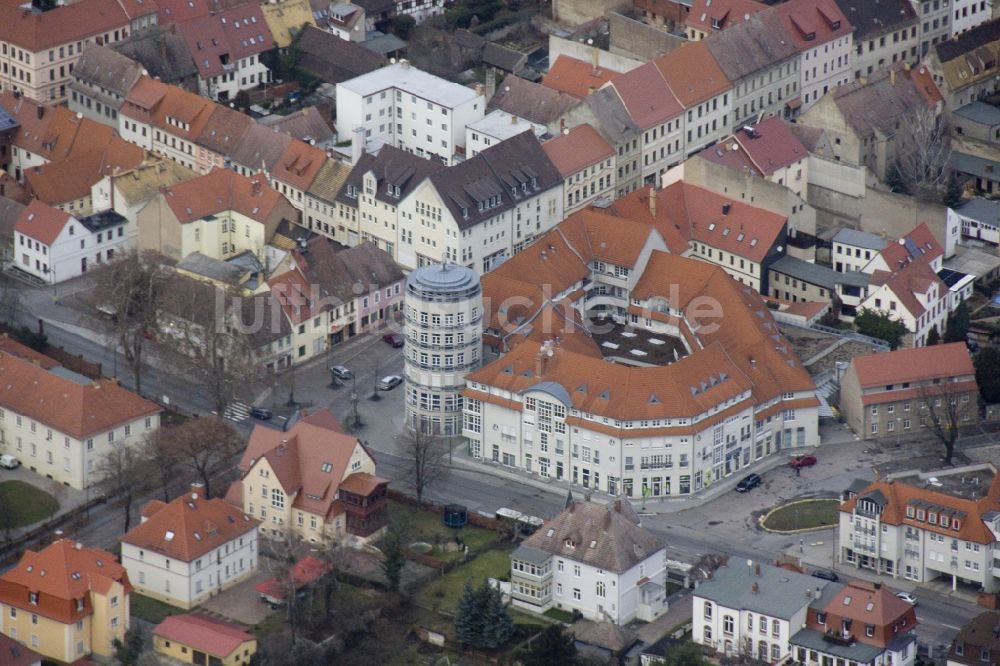 Luftbild Torgau - Ladenstraße und und Wohnhaus in der Leipziger Straße / Straße der Jugend in Torgau im Freistaat Sachsen