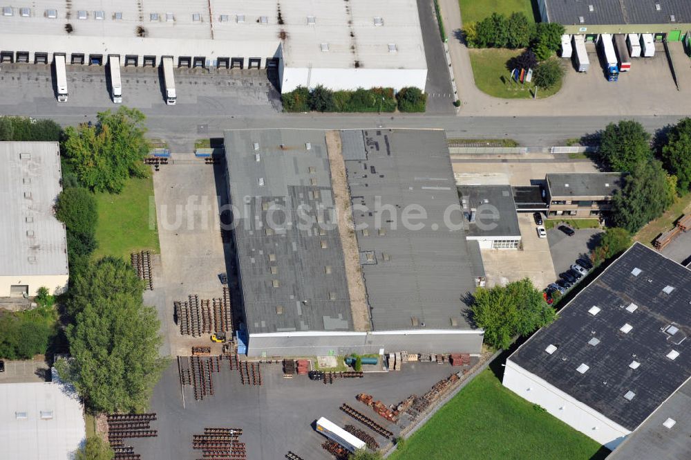 Bönen von oben - Lager- und Produktionshalle mit Büroräumen in Bönen / Nordrhein-Westfalen