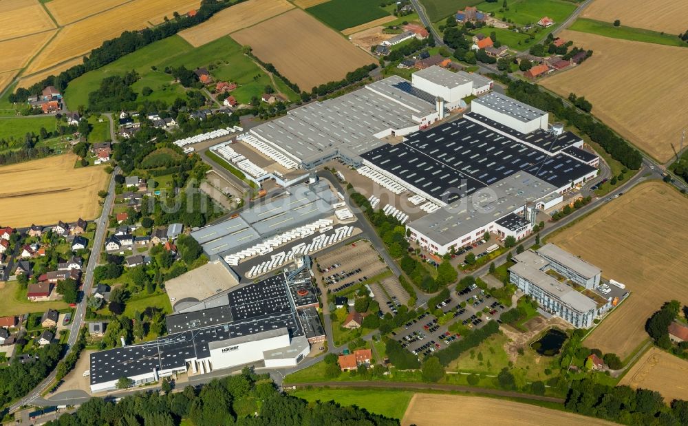 Luftbild Rödinghausen - Lager- und Verkaufsfläche Häcker Küchen GmbH & Co. KG im Gewerbegebiet in Rödinghausen im Bundesland Nordrhein-Westfalen