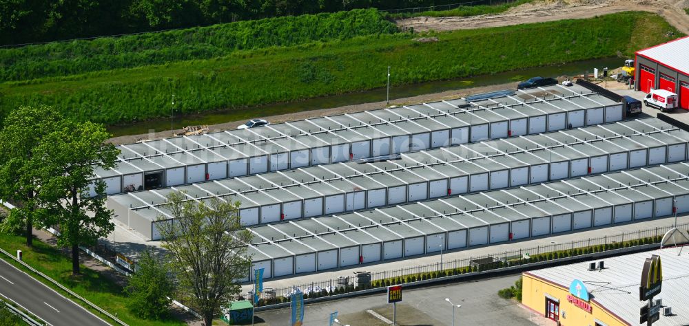 Luftaufnahme Hönow - Lagerhallen Selfstorage- Gebäude - Neubau in Hönow im Bundesland Brandenburg, Deutschland