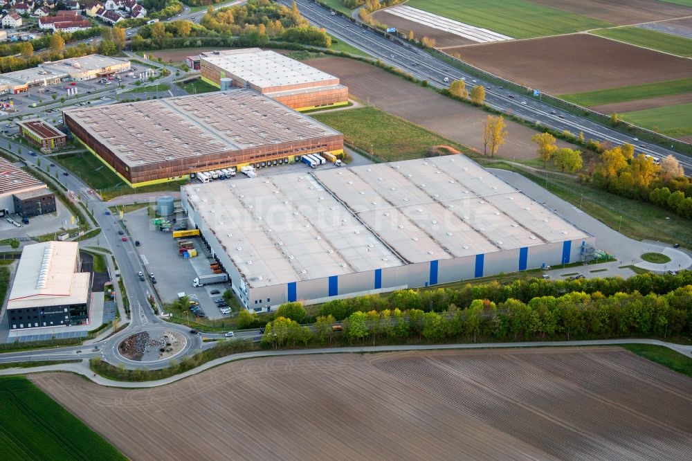 Lorsch aus der Vogelperspektive: Lagerhallen und Speditionsgebäude der Bonano GmbH in Lorsch im Bundesland Hessen, Deutschland