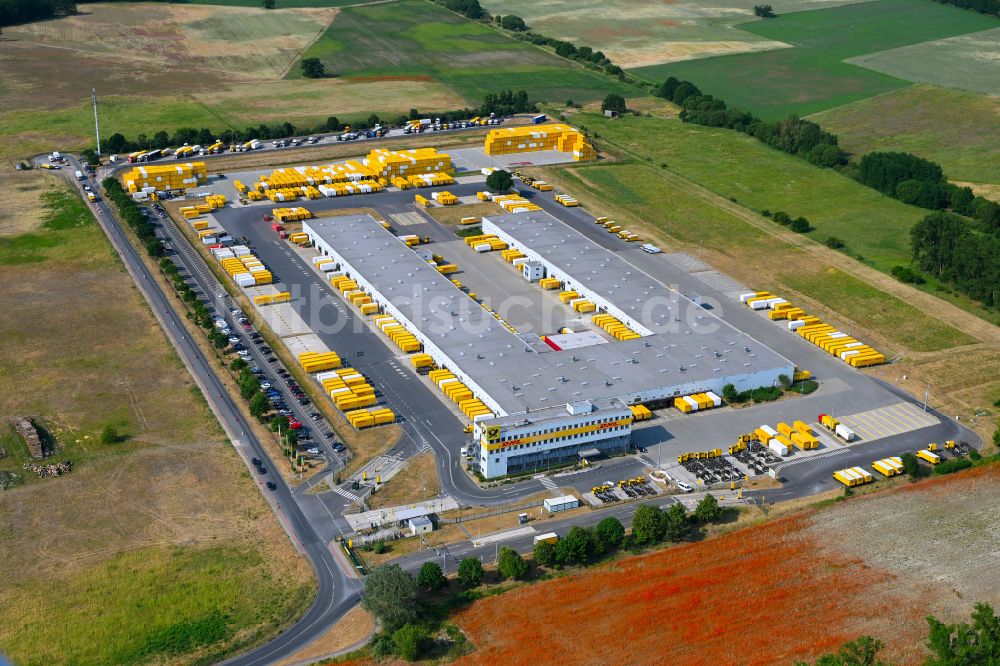 Luftbild Börnicke - Lagerhallen und Speditionsgebäude DHL Frachtzentrum Börnicke in Börnicke im Bundesland Brandenburg, Deutschland