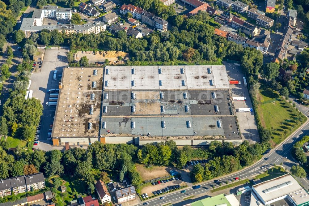 Bochum von oben - Lagerhauskomplex- Gebäude der Brockhoff & Partner Immobilien GmbH im Ortsteil Wattenscheid in Bochum im Bundesland Nordrhein-Westfalen, Deutschland