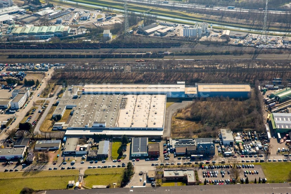 Luftaufnahme Bottrop - Lagerhauskomplex- Gebäude im Gewerbe- und Industriegebiet An der Knippenburg in Bottrop im Bundesland Nordrhein-Westfalen