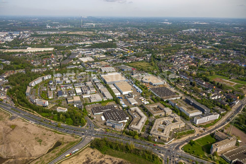 Luftbild Essen - Lagerhauskomplex- Gebäude im Gewerbegebiet M1 Gewerbepark Essen in Essen im Bundesland Nordrhein-Westfalen