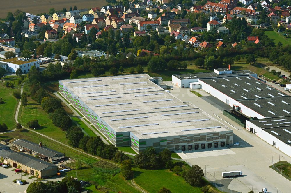 Radeberg aus der Vogelperspektive: Lagerhauskomplex- Gebäude im Gewerbegebiet Radeberger Aussenlager in Radeberg im Bundesland Sachsen, Deutschland