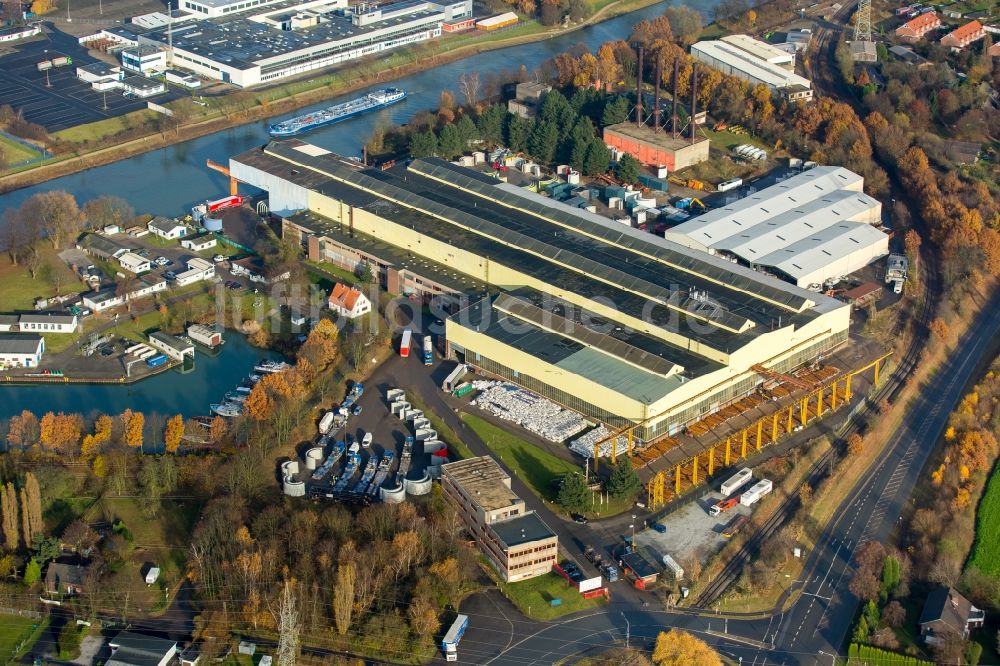 Luftbild Voerde (Niederrhein) - Lagerhauskomplex- Gebäude im Gewerbegebiet WDK Hafen und Lager GmbH am Wesel-Datteln-Kanal im Ortsteil Spellen in Voerde (Niederrhein) im Bundesland Nordrhein-Westfalen