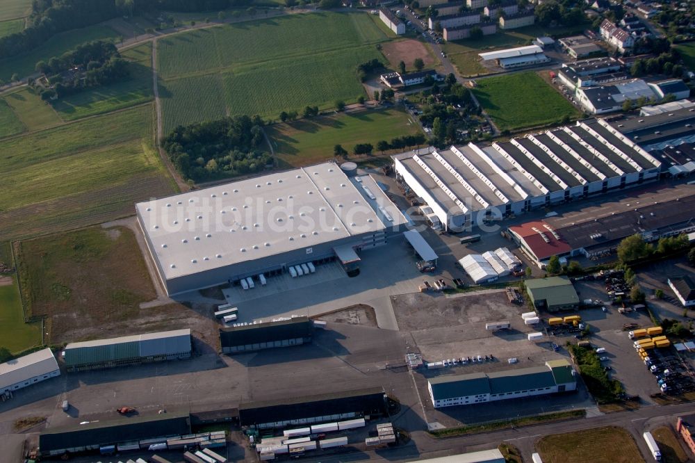 Lahr/Schwarzwald von oben - Lagerhauskomplex- Gebäude im Gewerbegebiet Zehnder Group Deutschland GmbH in Lahr/Schwarzwald im Bundesland Baden-Württemberg, Deutschland