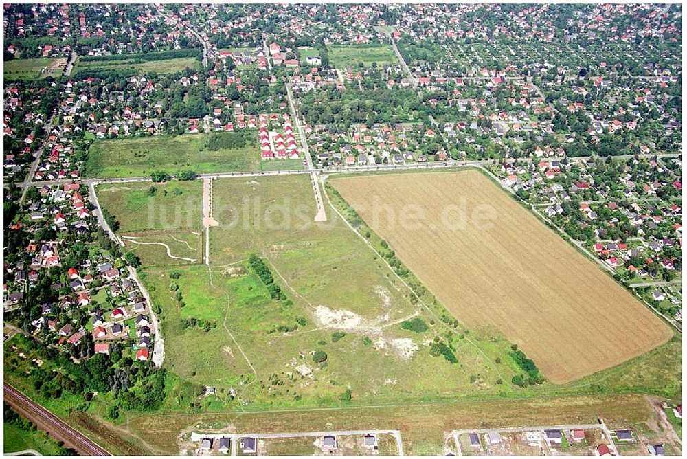 Luftbild Berlin - Hellersdorf - Landberger Strasse