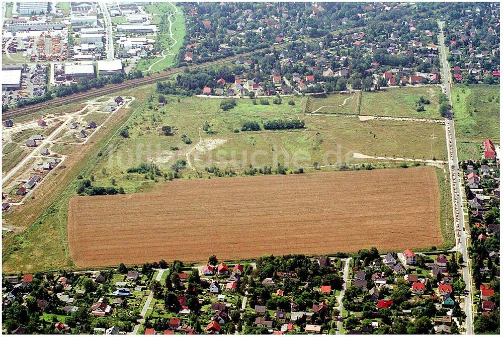 Berlin - Hellersdorf von oben - Landberger Strasse